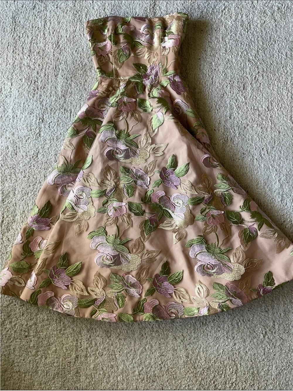 ✨NEW✨ Helsi Noemi Embroidered Floral
Strapless Cocktail Midi Dress - Picture 4 of 11